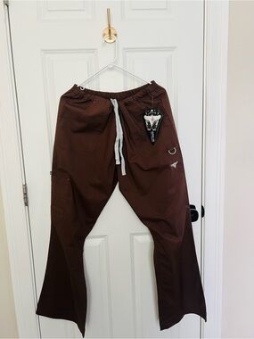 NWT Material Girl by Medgear Espresso Brown Scrub Pants